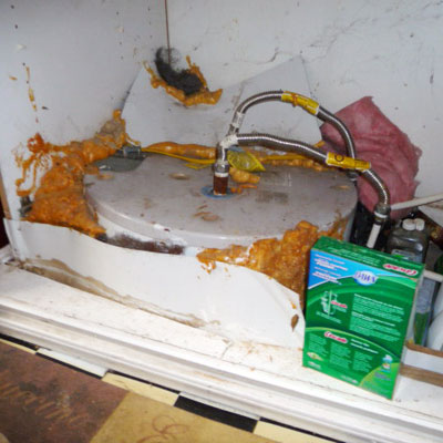 Is this the right location for a water heater? Is it well maintained? You tell me! Is this the right location for a water heater? Is it well maintained? You tell me!
